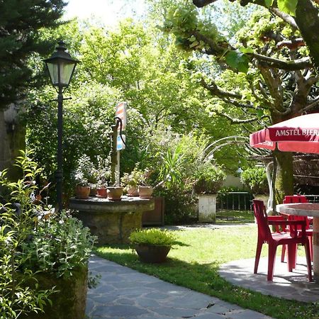 Hotel Du Lion D'Or Entraygues-sur-Truyere Ngoại thất bức ảnh