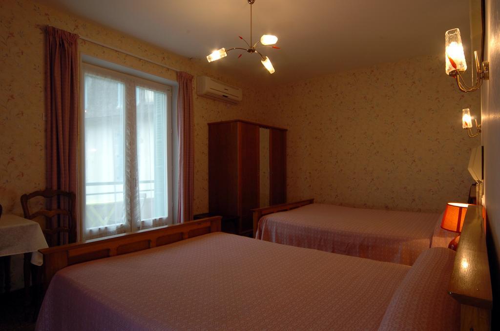 Hotel Du Lion D'Or Entraygues-sur-Truyere Phòng bức ảnh