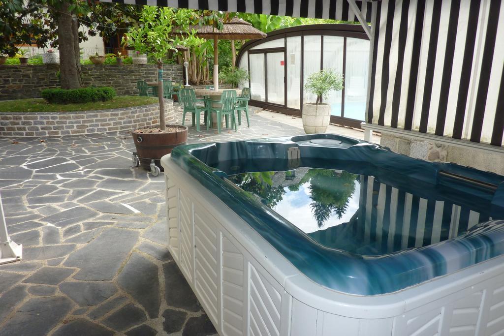 Hotel Du Lion D'Or Entraygues-sur-Truyere Phòng bức ảnh