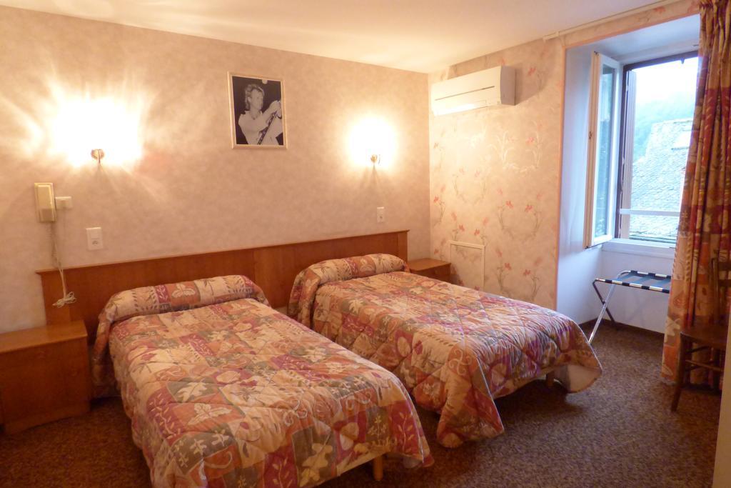 Hotel Du Lion D'Or Entraygues-sur-Truyere Ngoại thất bức ảnh