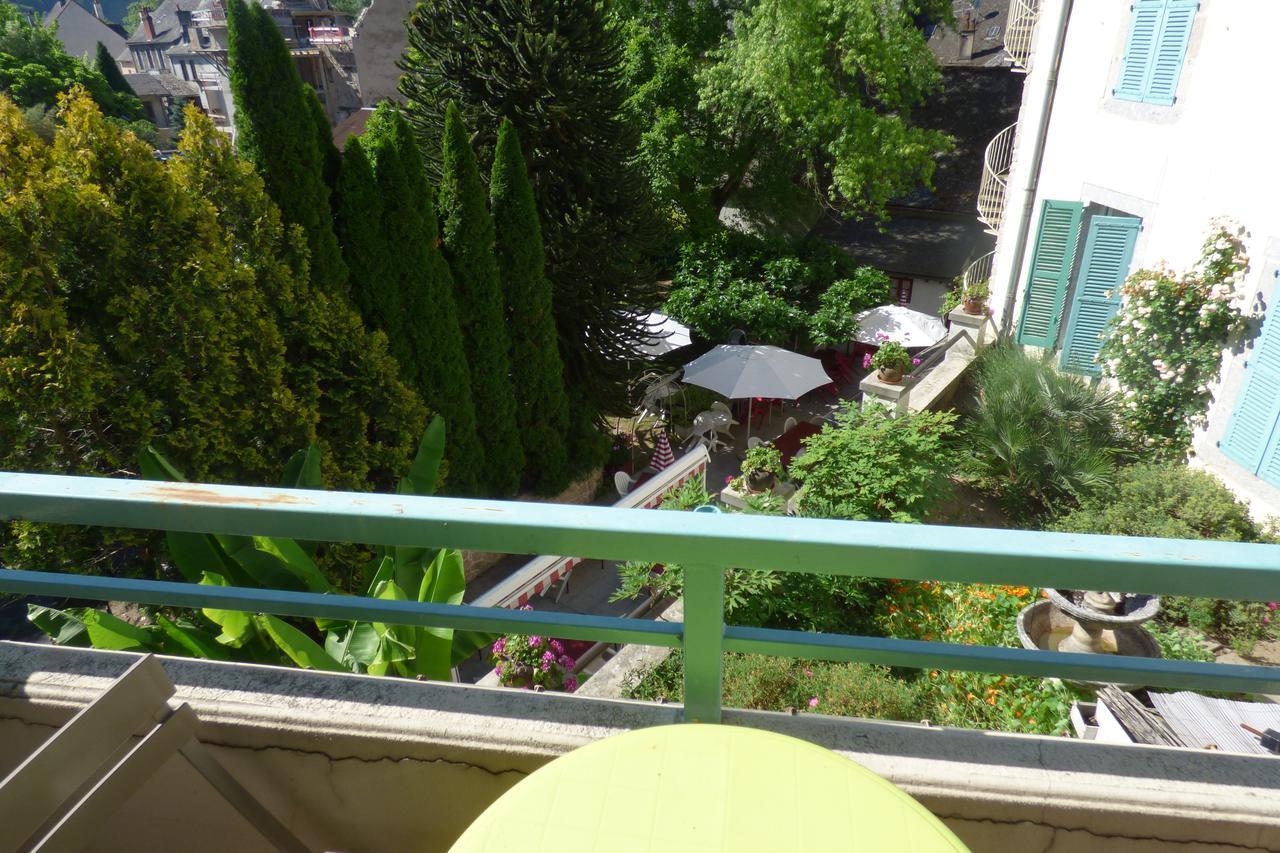 Hotel Du Lion D'Or Entraygues-sur-Truyere Ngoại thất bức ảnh